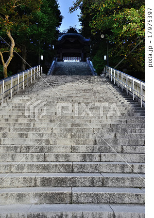 宇都宮二荒山神社の石段 17975397