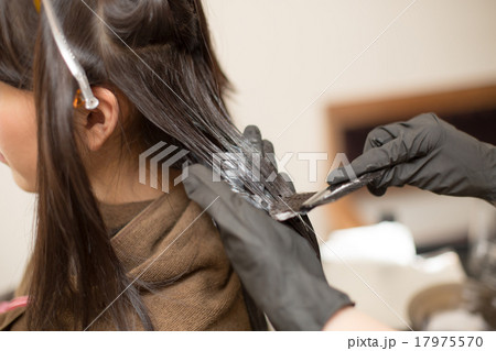 beauty parlor 17975570
