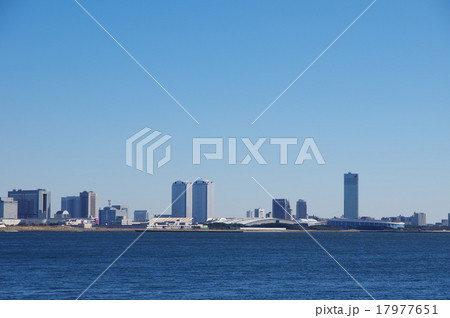 海浜幕張のビル群（千葉県千葉市美浜区） 17977651