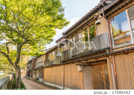【石川県】金沢市・主計町茶屋街 【石川県】金沢市・主計町茶屋街 17986492