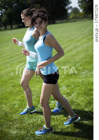 Training woman and healthy lifestyle 17987329
