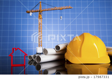 Buildings under construction and cranes Buildings under construction and cranes 17987331