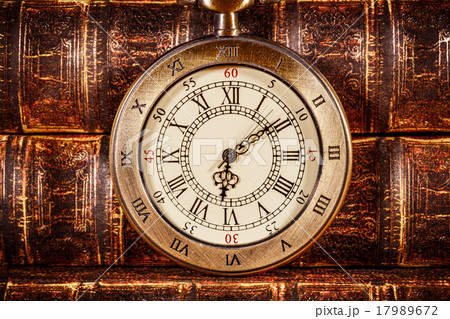 Vintage pocket watch 17989672