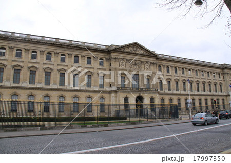 ルーブル宮 17997350