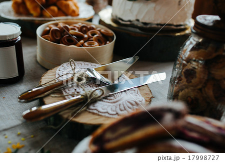blade and cake knife 17998727