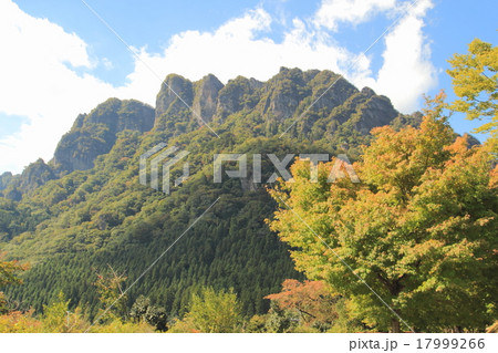 白雲山（妙義山のひとつ） 17999266