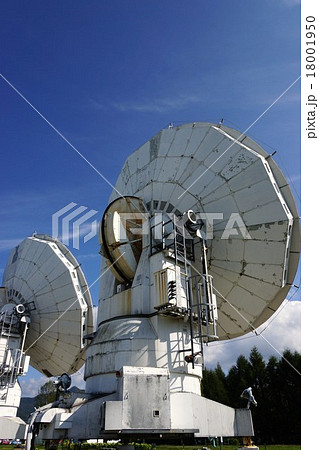 パラボラ アンテナ 野辺山 宇宙 国立天文台 （信州野辺山高原矢出川公園） 18001950