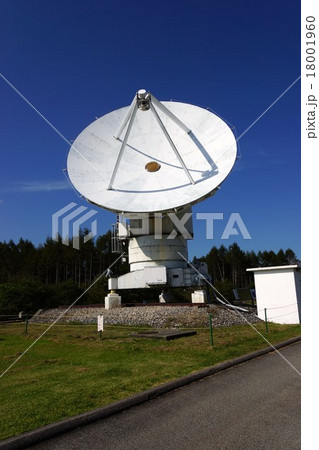 パラボラ アンテナ 野辺山 宇宙 国立天文台 （信州野辺山高原矢出川公園） 18001960
