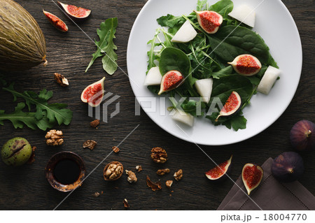 Salad with melon and fig 18004770