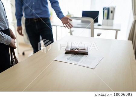 会議デスク 18006093