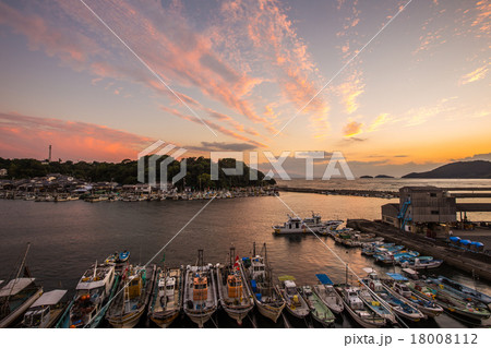 室津の日没 18008112