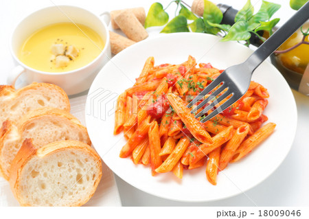 ペンネアラビアータ ペンネアラビアータ 18009046