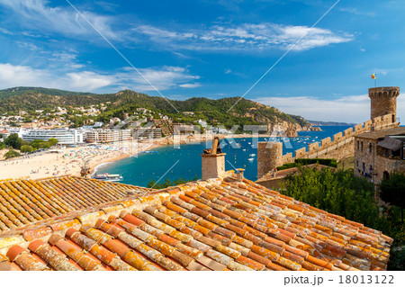Tossa de Mar. View of the city from above. 18013122
