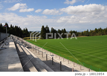 サッカー場 18013954