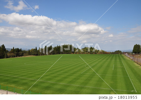 サッカー場 18013955
