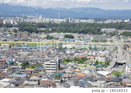 日野市の高台から見た住宅街の風景　 18016933