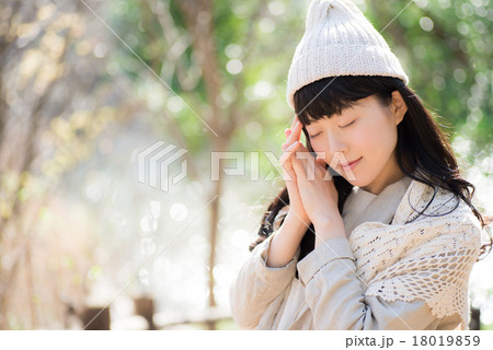 冬ポートレート 女性 冬ポートレート 女性 18019859