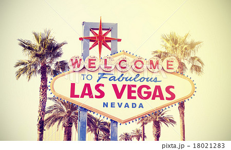 Retro vintage toned Welcome To Las Vegas Sign, USA 18021283