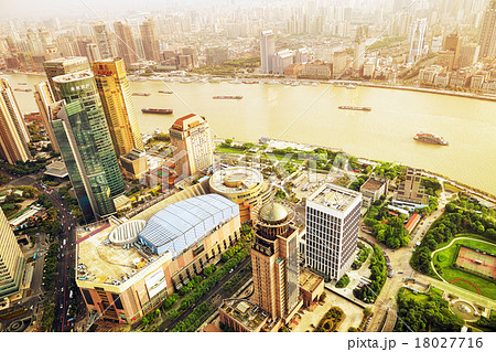 Beautiful view skyscrapers, Shanghai Beautiful view skyscrapers, Shanghai 18027716