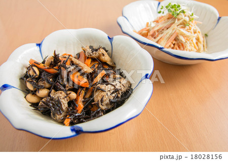 ひじきの煮物 18028156