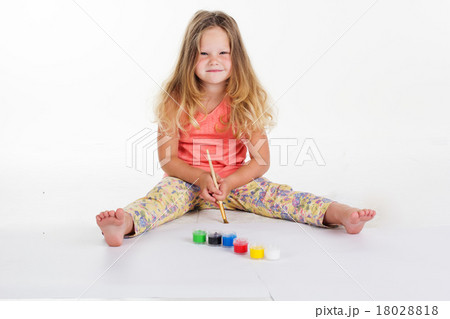 Girl are drawing pictures by paints Girl are drawing pictures by paints 18028818