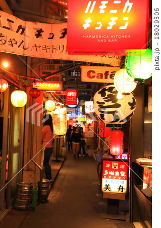 吉祥寺の夜 吉祥寺の夜 18029306