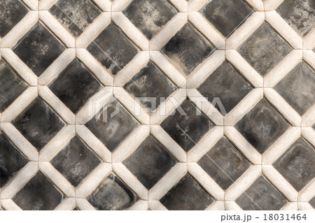 なまこ壁 18031464