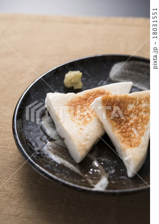 はんぺんのバター焼き はんぺんのバター焼き 18031551