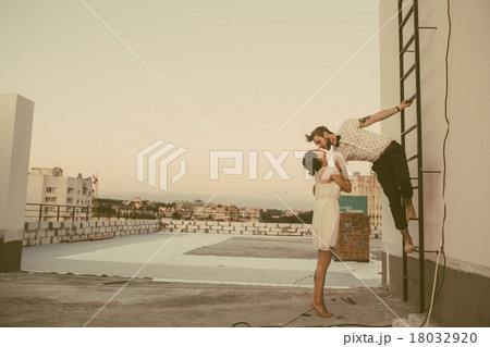 beautiful couple in the city beautiful couple in the city 18032920