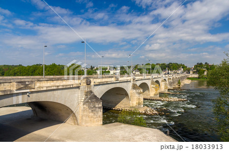 Pont Wilson in Tours - France, Region Centre Pont Wilson in Tours - France, Region Centre 18033913