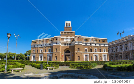 Casa Madre dei Mutilati e Invalidi di Guerra 18034007