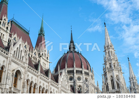 The building of the Hungarian Parliament in The building of the Hungarian Parliament in 18038498