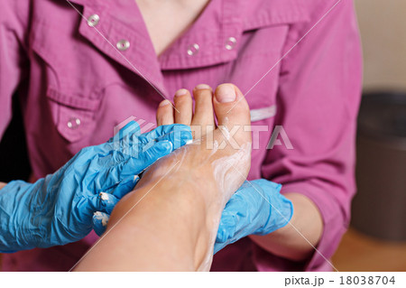 Chiropody Spa salon. Massage scrub. 18038704