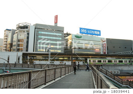 五反田駅東口 18039441