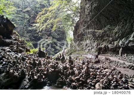 天安河原の仰慕ヶ窟 18040076
