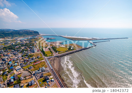 海匝飯岡漁港周辺を空撮 18042372