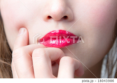 口元女子01 18043986