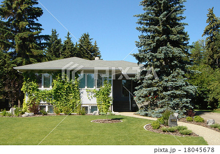 1戸建て住宅の外観写真 18045678