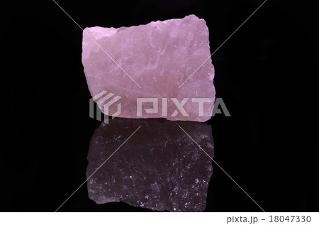Rose Quartz 18047330