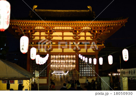 四天王寺で毎夏行われる裏お盆「菊水丸」の盆踊り 18050930