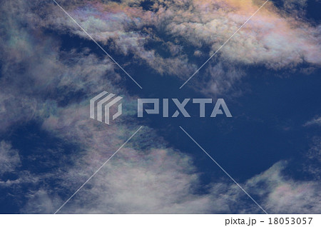 巻積雲の彩雲 自然現象 巻積雲の彩雲 自然現象 18053057