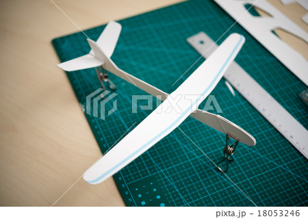 ペーパークラフト 18053246