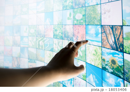 情報と人 18053406