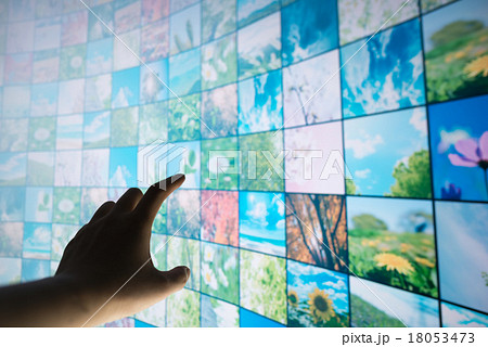 情報と人 18053473