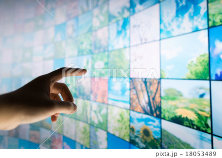 情報と人 18053489