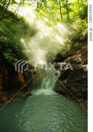 登別温泉の大湯沼川 18053944