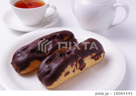 エクレア 18064345