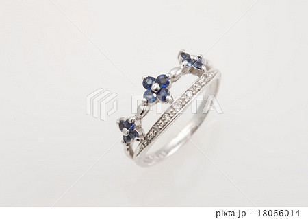 サファイヤの指輪  18066014