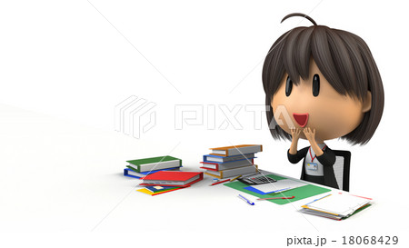 デスクワークをしていて喜ぶ女性スタッフ デスクワークをしていて喜ぶ女性スタッフ 18068429