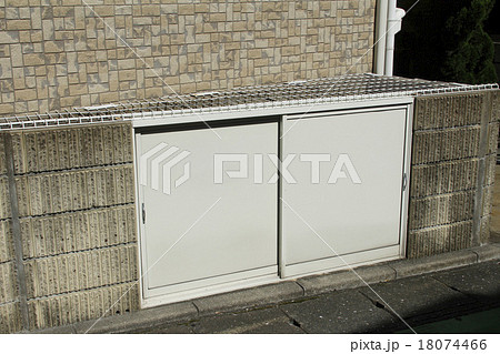 ごみ置き場 18074466